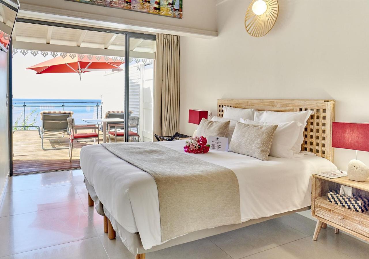 Les Galets Rouges Lodges&Spa Bouillante Extérieur photo